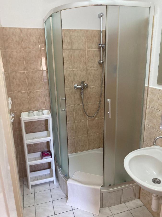 Apartmany U Kubiku Hradec Králové Kültér fotó