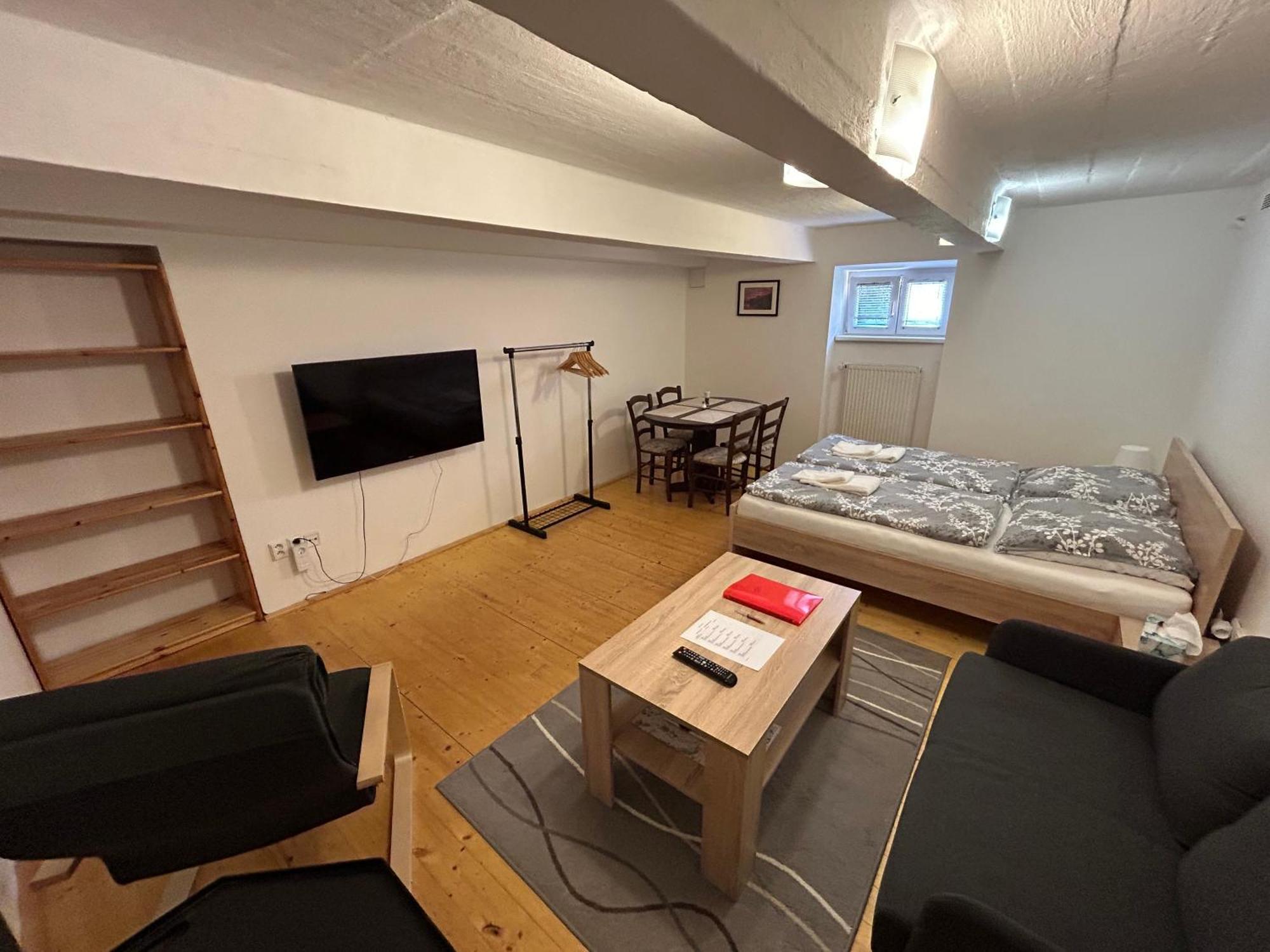 Apartmany U Kubiku Hradec Králové Kültér fotó